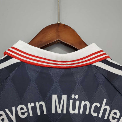 FC Bayern Munich 97-99 Home Shirt