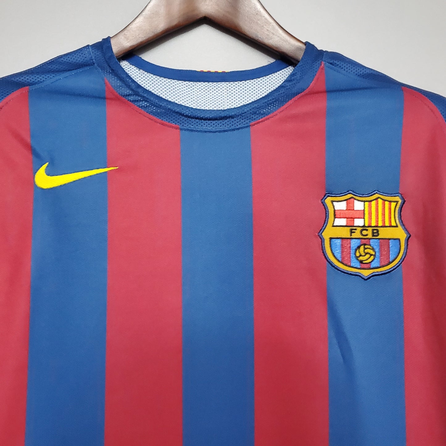 FC Barcelona 05-06 Home Shirt