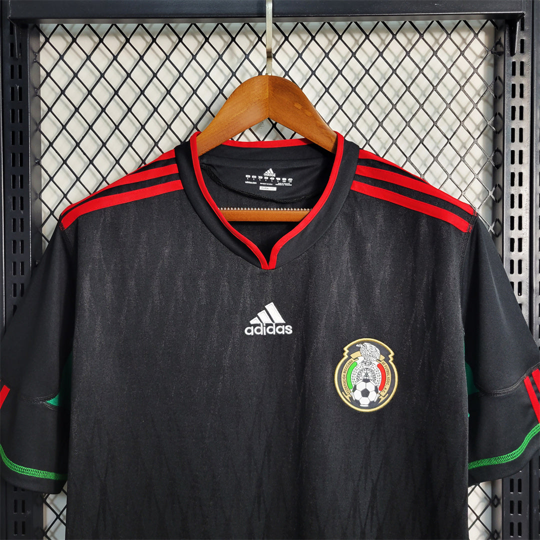 Mexico 2010 Away Shirt