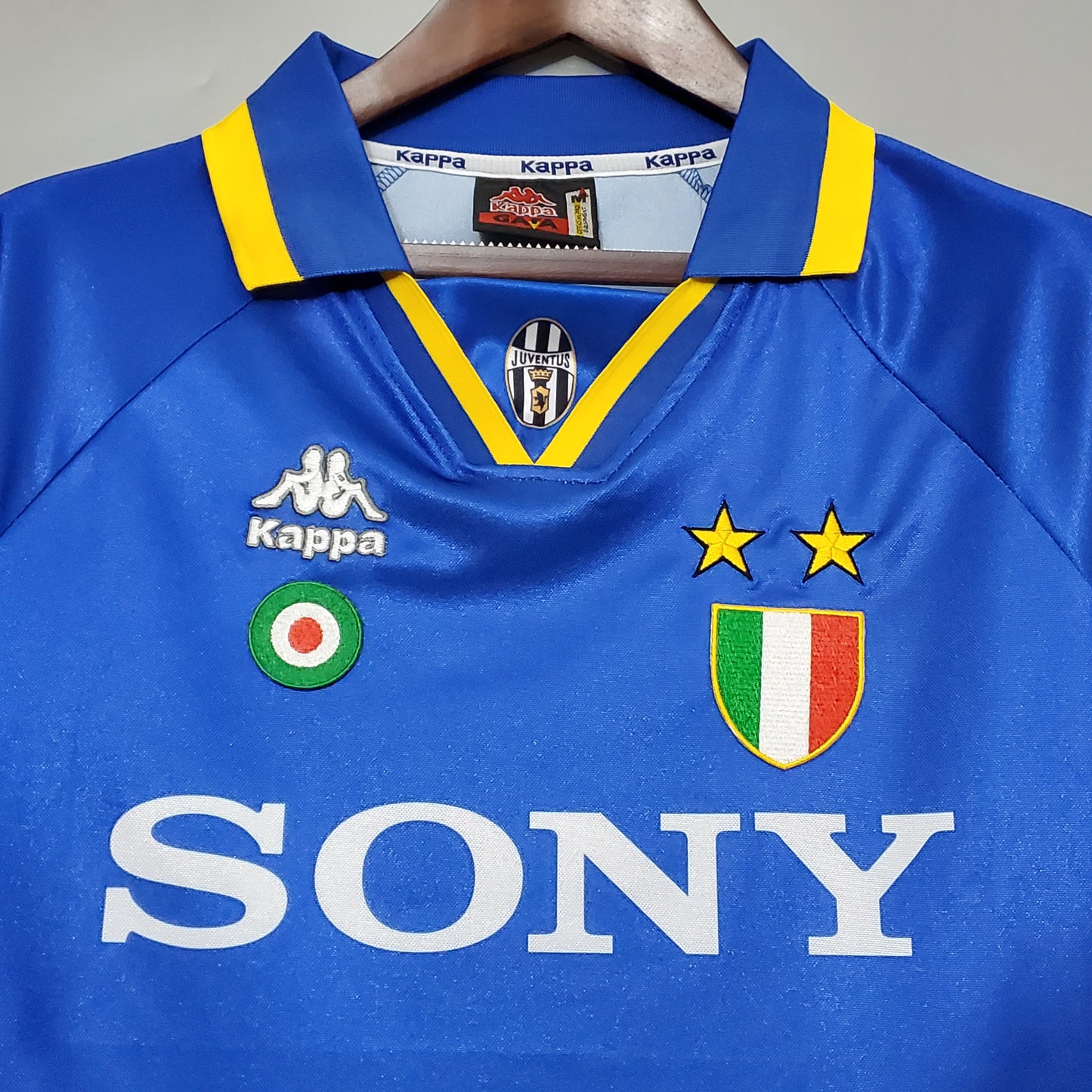 Juventus 95-96 Away Shirt