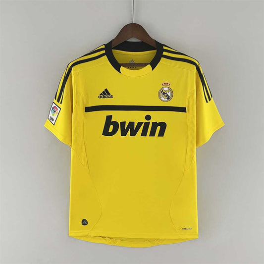 Real Madrid 11-12 Goalkeeper Home Shirt