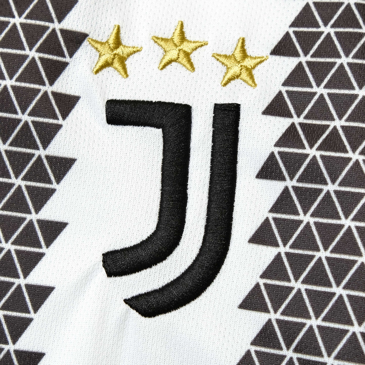 Juventus 22-23 Home Shirt