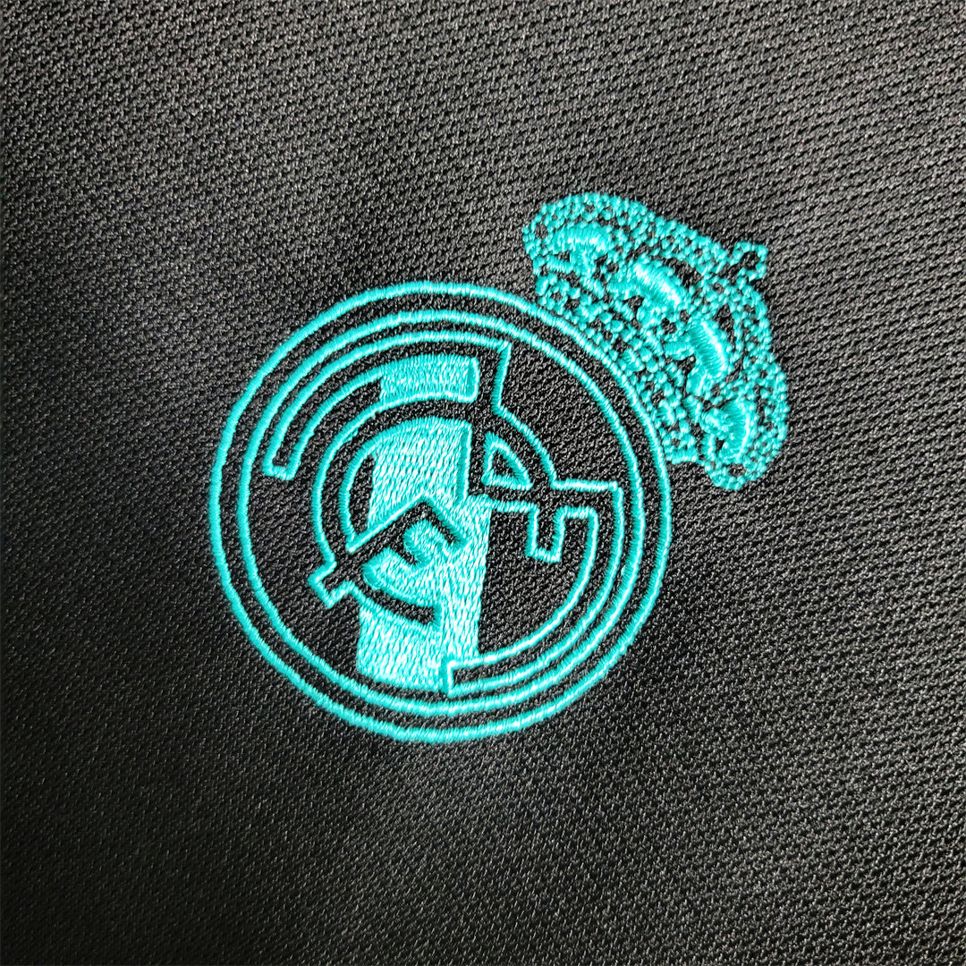 Real Madrid 17-18 Away Shirt