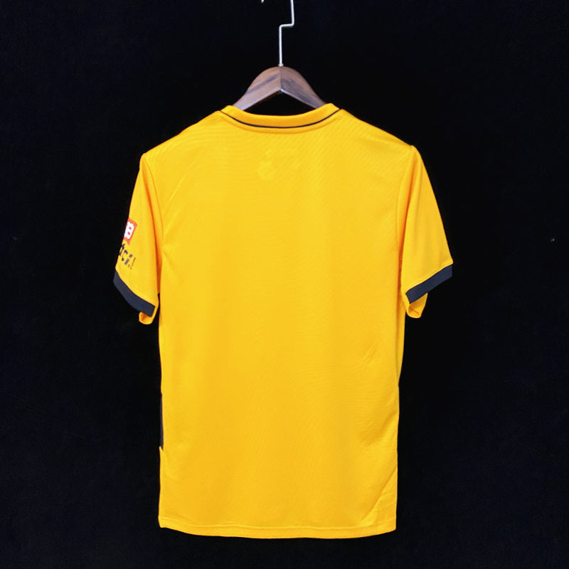 Wolverhampton Wanderers 21-22 Home Shirt