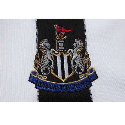 Newcastle United 00-01 home Shirt
