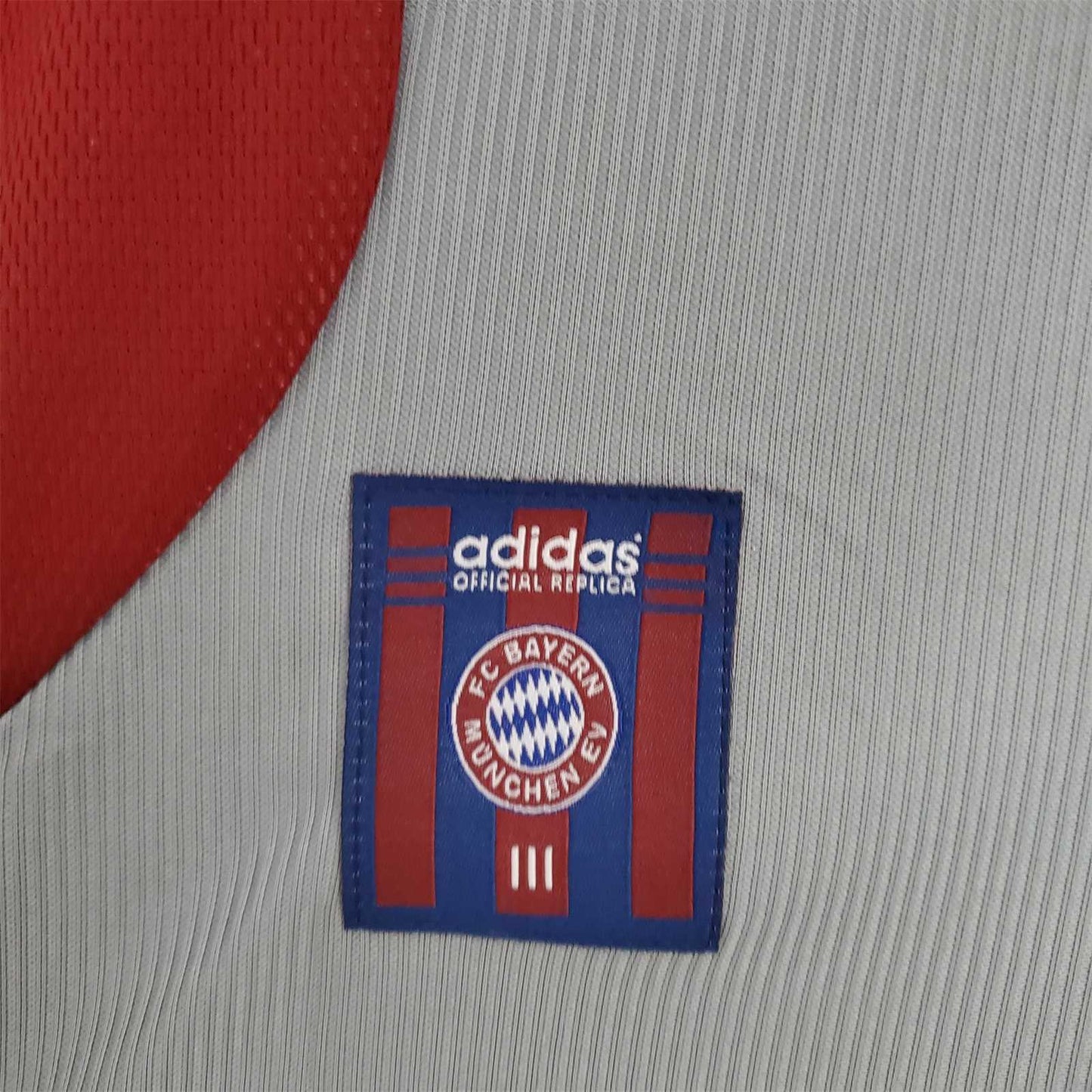 FC Bayern Munich 98-00 Third Shirt