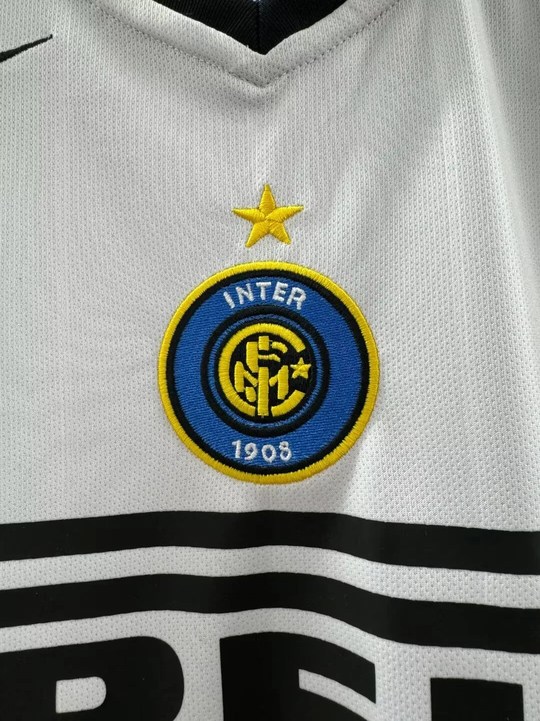 Inter Milan 04-06 Away Shirt