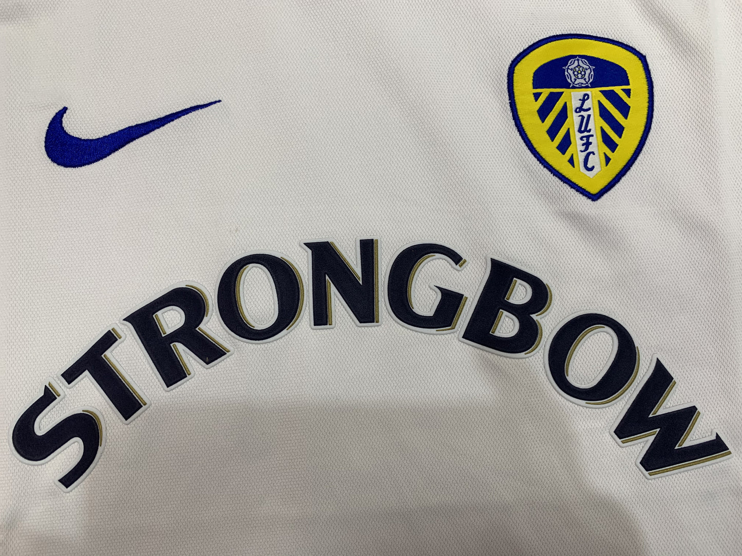 Leeds United 00-02 Home Shirt