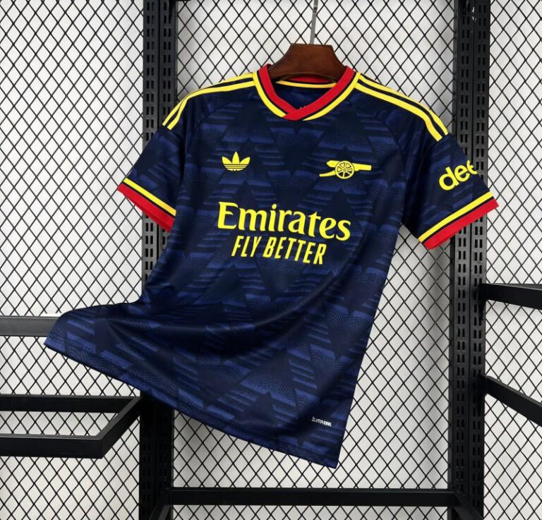 Bukayo Saka Football Shirt