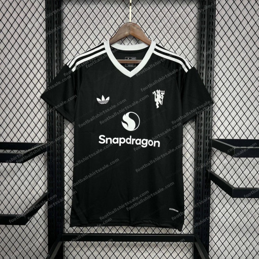 2024/2025 Manchester United Goalkeeper jersey
