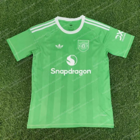 2025/2026 Manchester United Goalkeeper Football Shirt