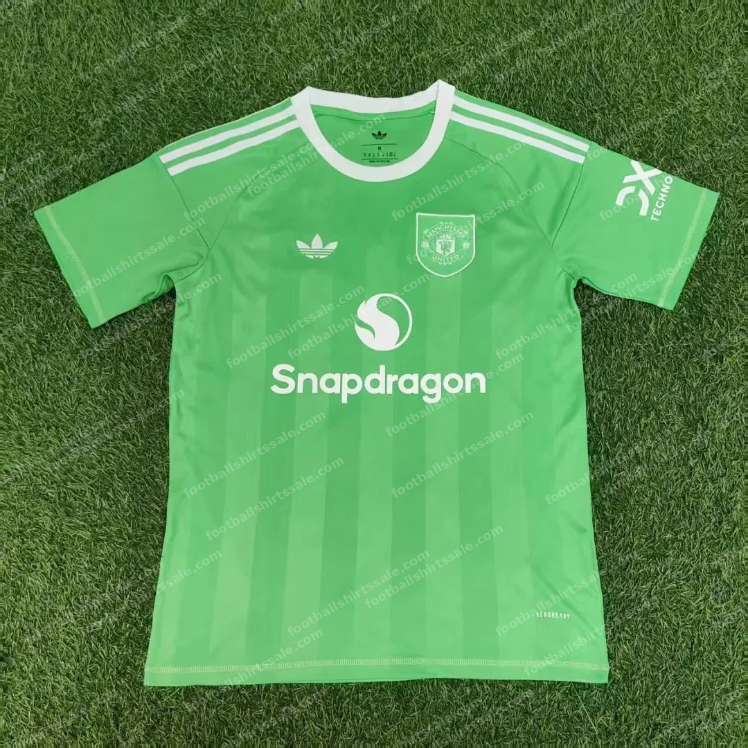 2025/2026 Manchester United Goalkeeper Football Shirt