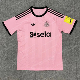 2025/2026 Newcastle United Goalkeeper Football Shirt