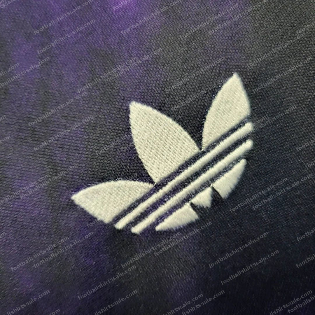 2024/2025 Real Madrid Pre-Match Chinese New Year Football Shirt - Detail 2