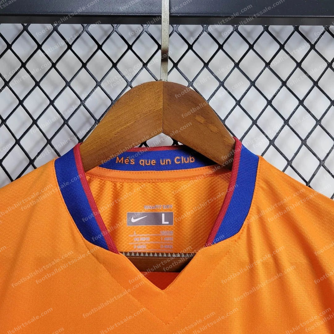 2006/2007 Retro Barcelona Away Football Shirt - Detail 5