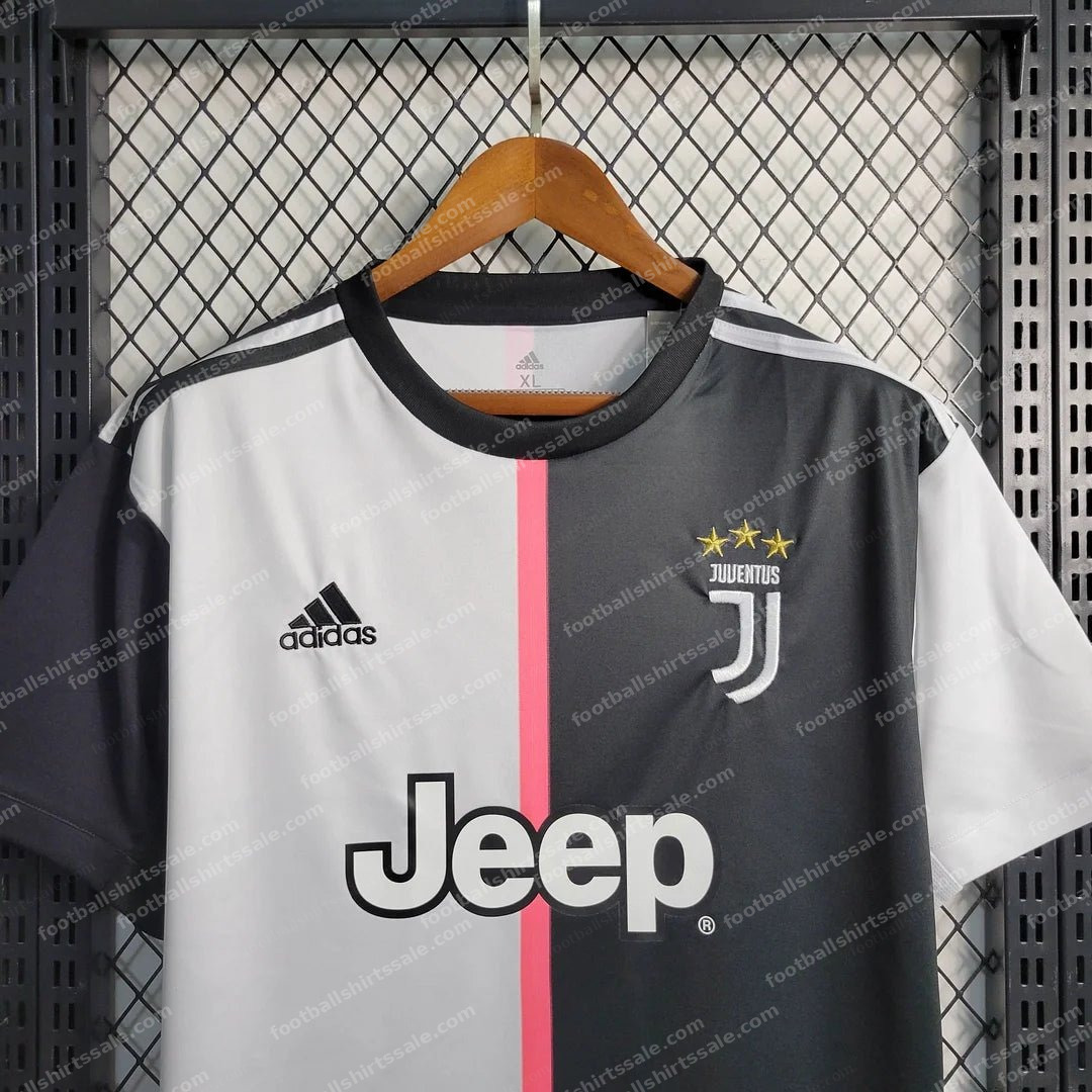 2019/2020 Retro Juventus Football Shirt Home - Detail 3