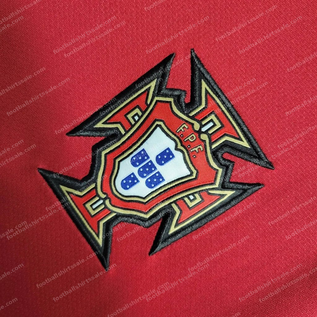 2006 Retro Portugal Home Football Shirt - Detail 5