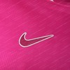 2026/2027 Sporting Lisbon Pink Edition Football Shirt - Detail 5