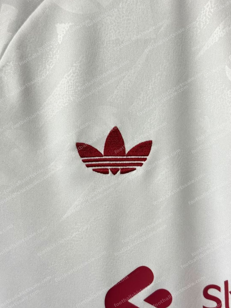 2026/2027 Liverpool Away Football Shirt - Detail 3