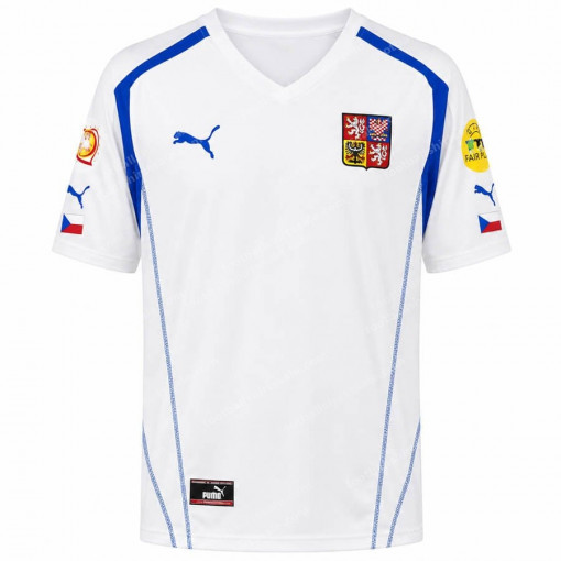 Retro Czech Republic Away Shirt 2004