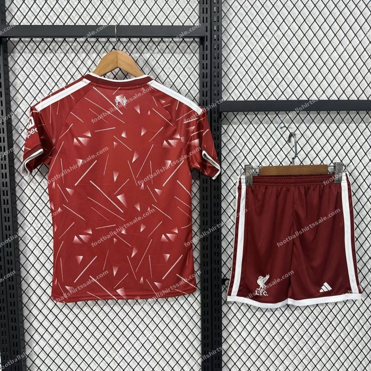 2026/2027 Liverpool Home Football Jersey Kids Size - Image 2