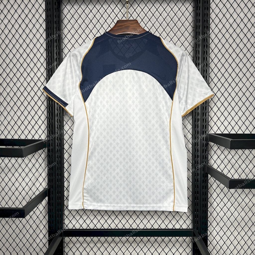 2004 Retro Portugal Away Football Shirt - Image 2
