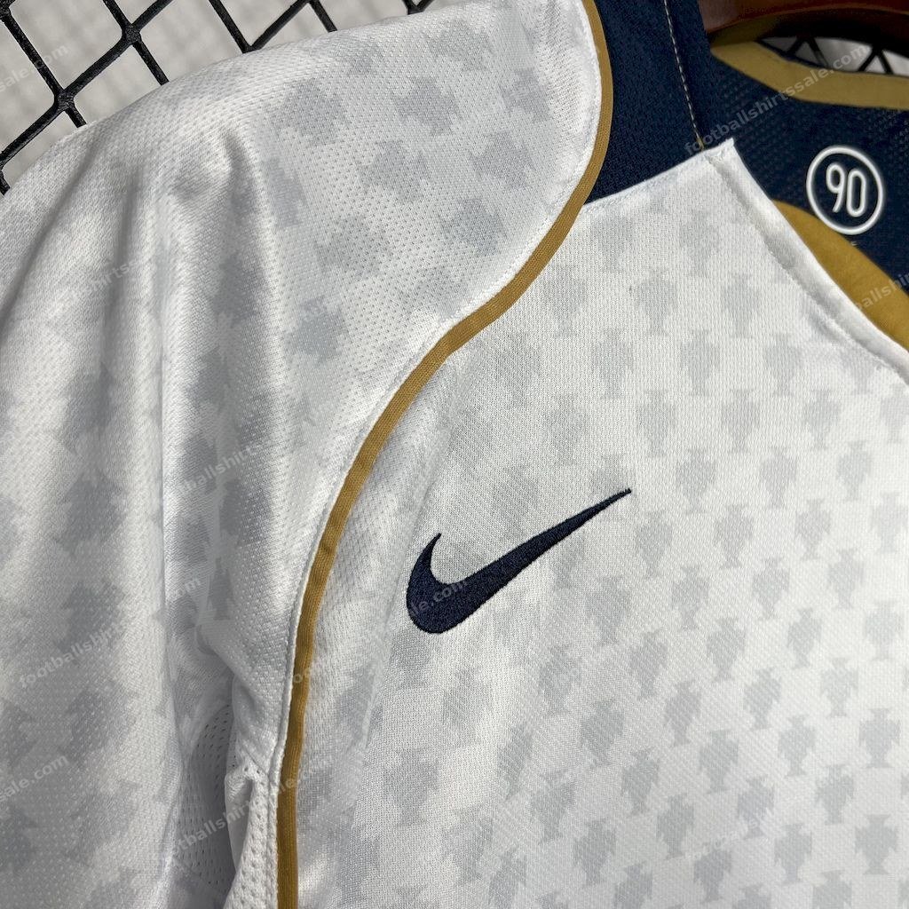 2004 Retro Portugal Away Football Shirt - Image 6